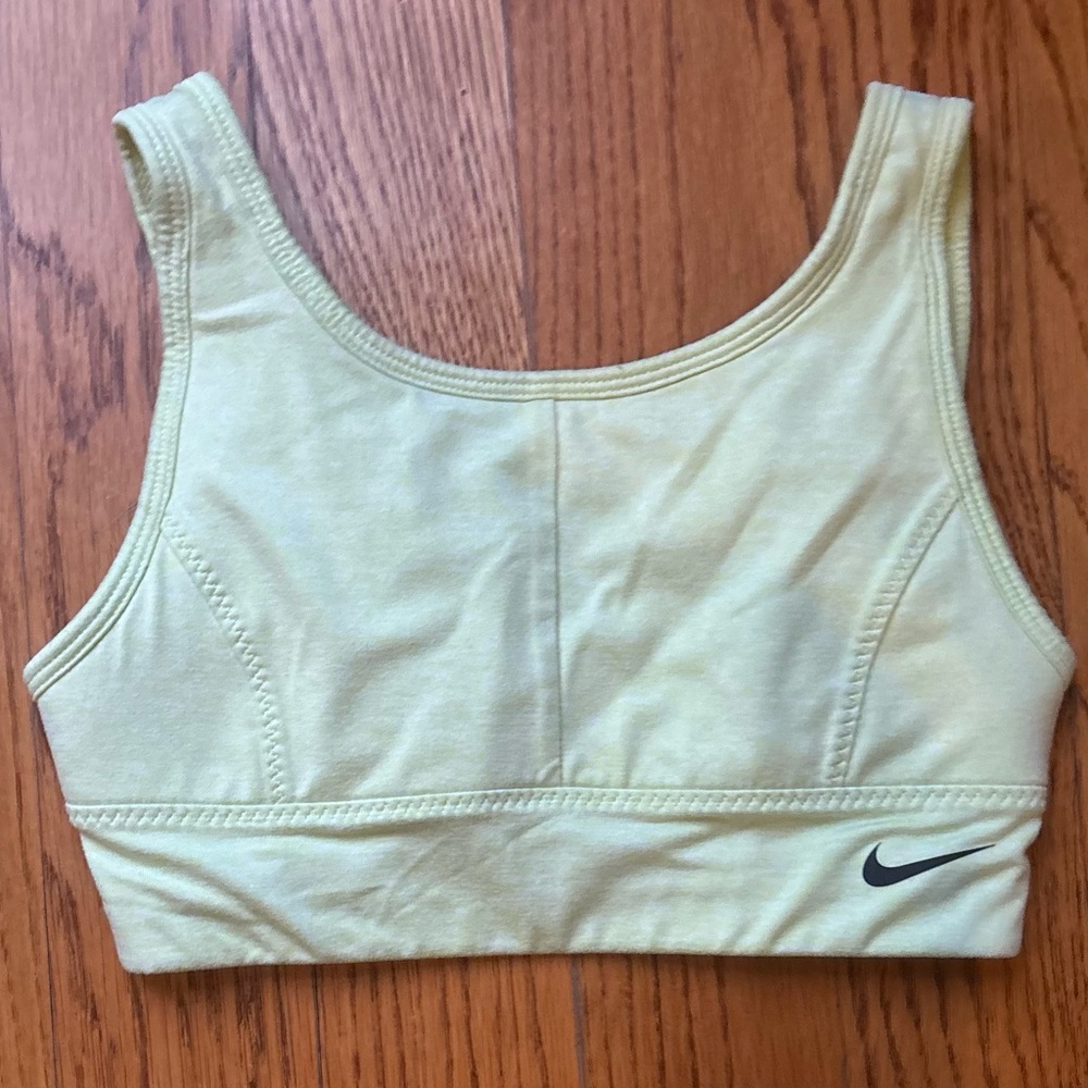 Nike Pro Classic Swoosh Dri-Fit Sports Bra Pale Yellow Size Small